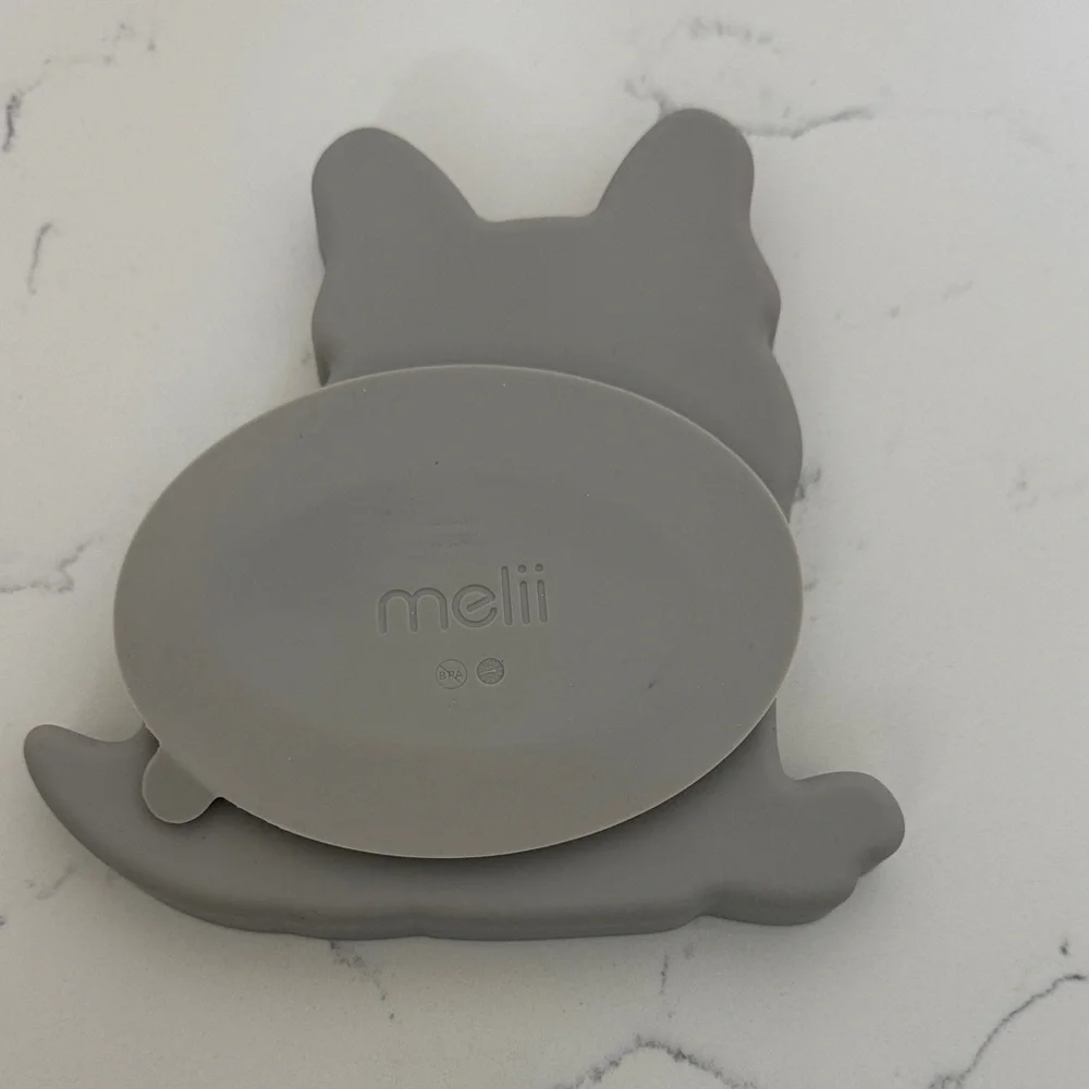 Melii silicone suctionGray Dog-Shaped Silicone plate - Picture 2 of 2